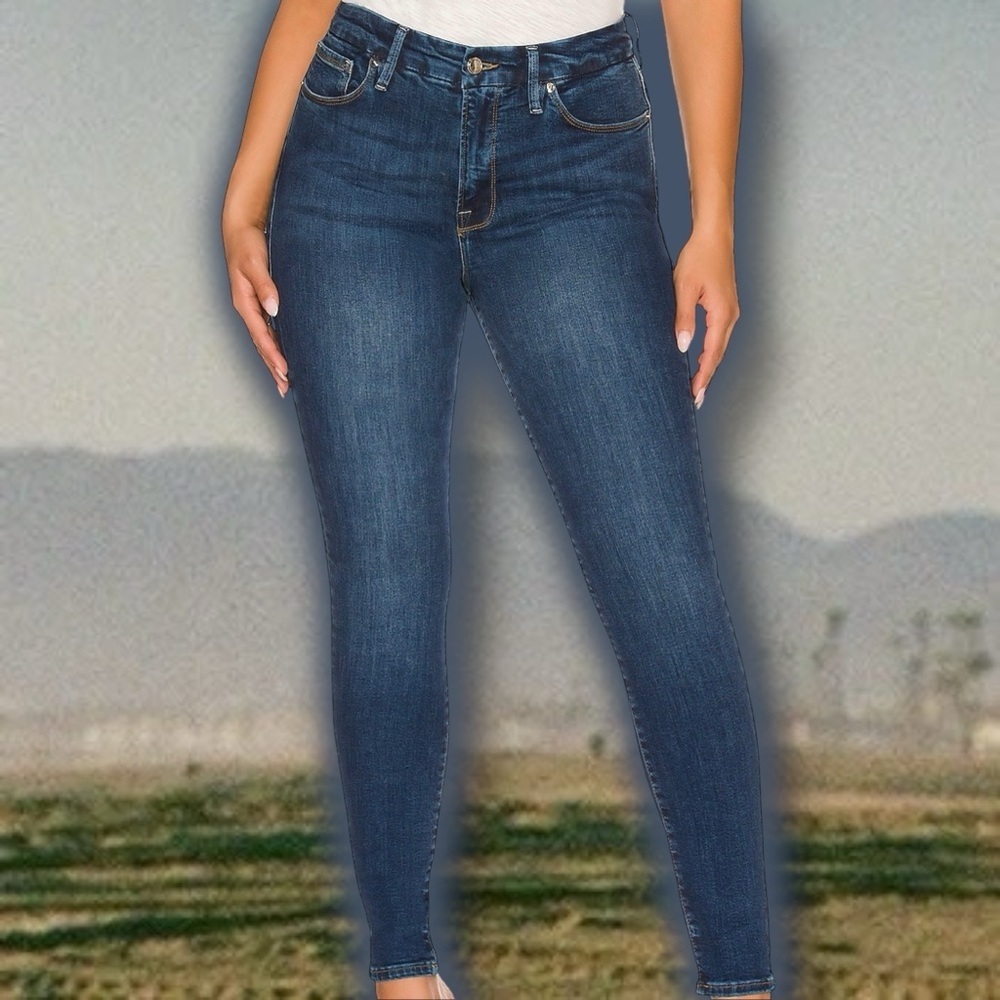 Good American ‘Good Legs’ GL873T Skinny Jeans in “Blue004” Size 2 / 26
